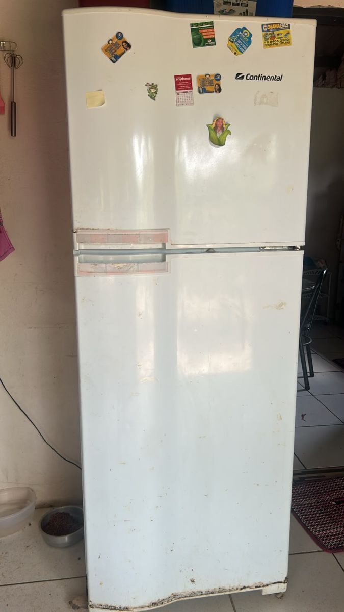 Geladeira Continental e Máquina de Lavar